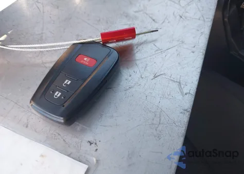 2025 Toyota Rav4 Xle из США, поврежденный, VIN 2T3W1RFV8SC310637